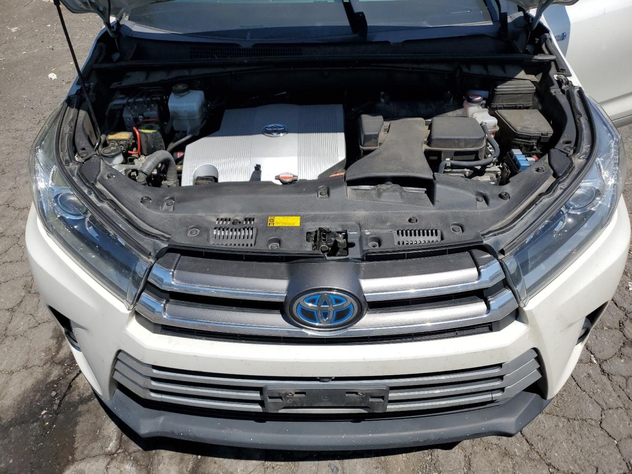 2017 Toyota Highlander Hybrid Limited VIN: 5TDDGRFH6HS025380 Lot: 63672595