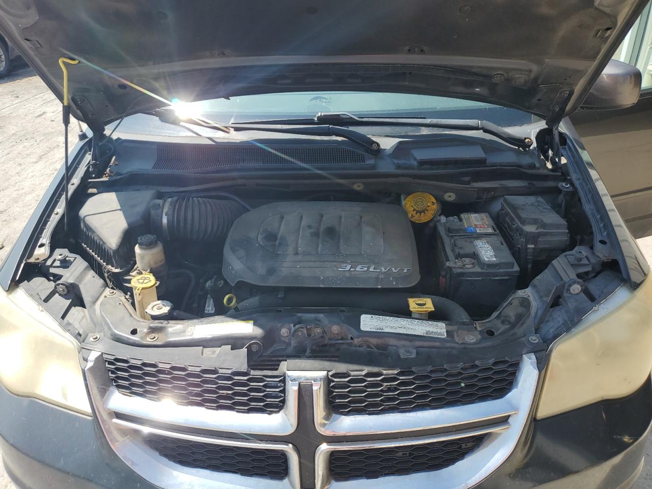 2016 Dodge Grand Caravan R/T VIN: 2C4RDGEG6GR323365 Lot: 65079985