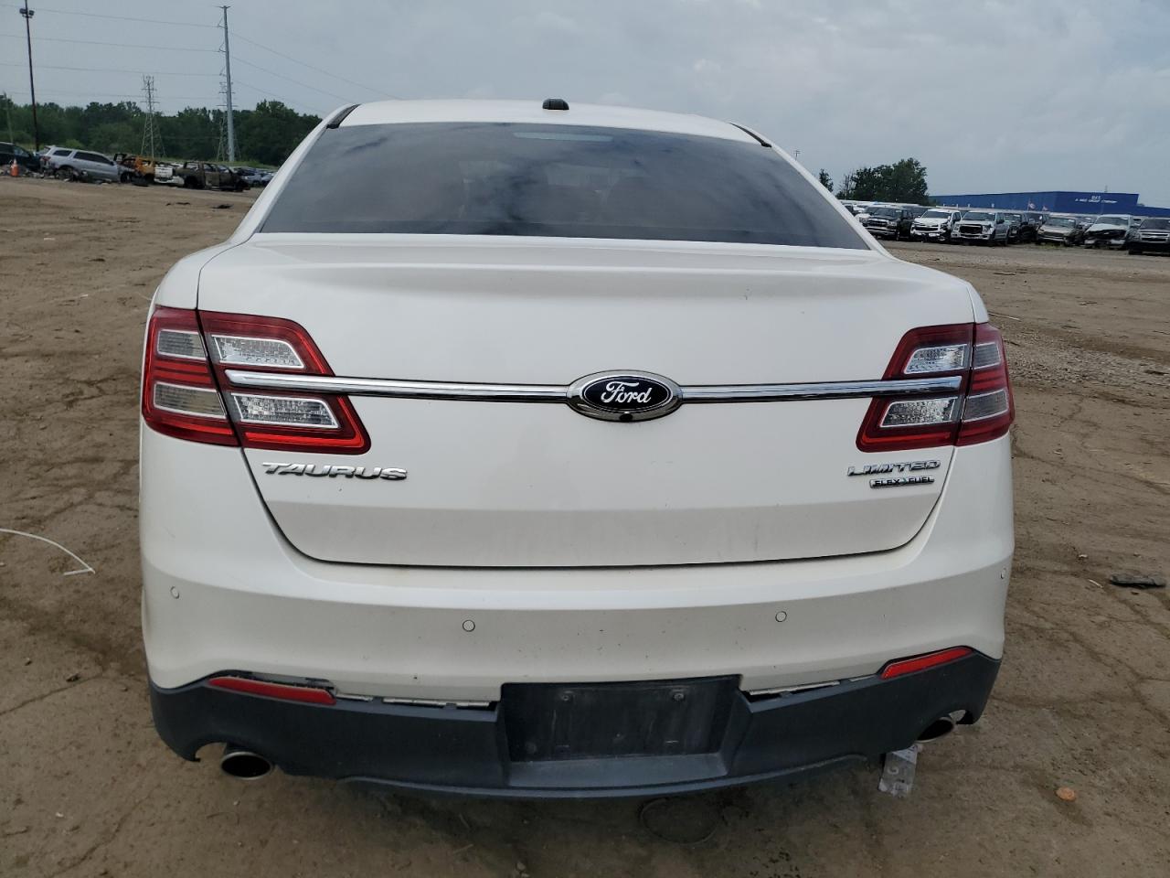 2013 Ford Taurus Limited VIN: 1FAHP2F88DG220738 Lot: 64735155