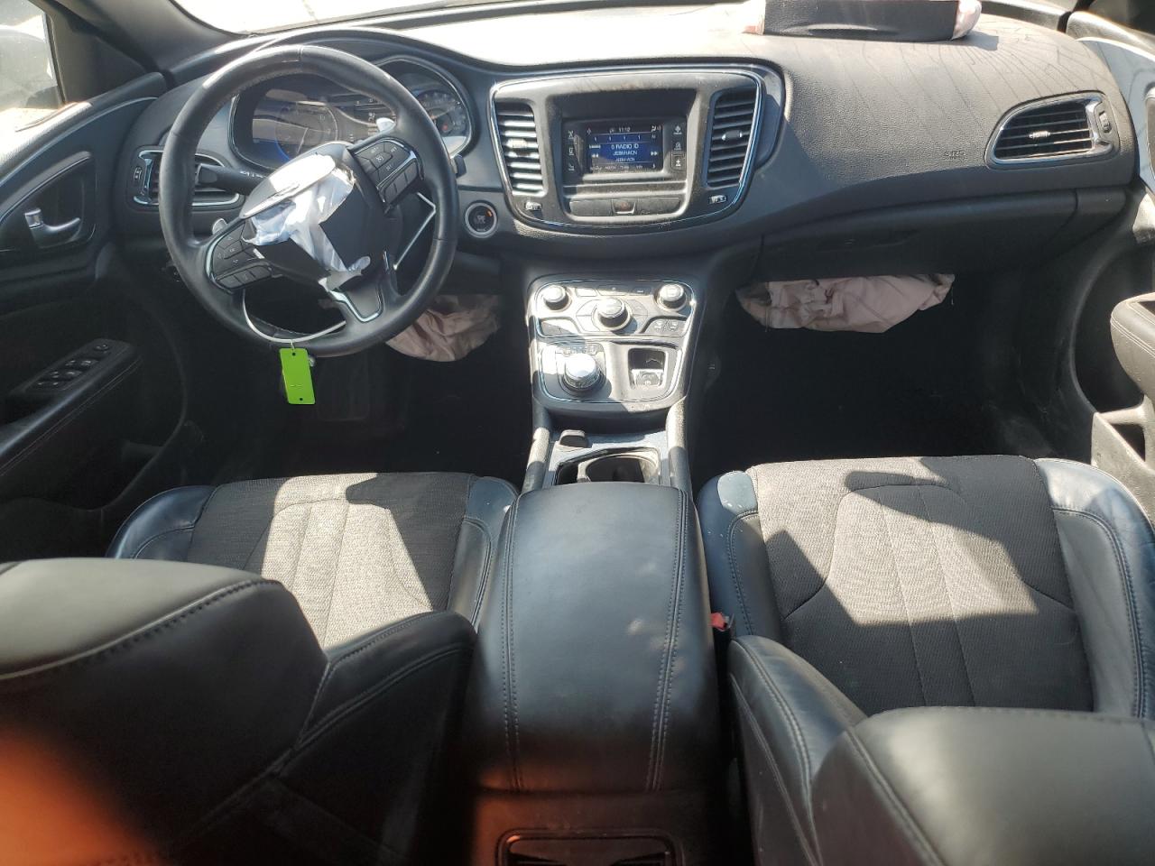 2015 Chrysler 200 S VIN: 1C3CCCDGXFN674038 Lot: 64838195