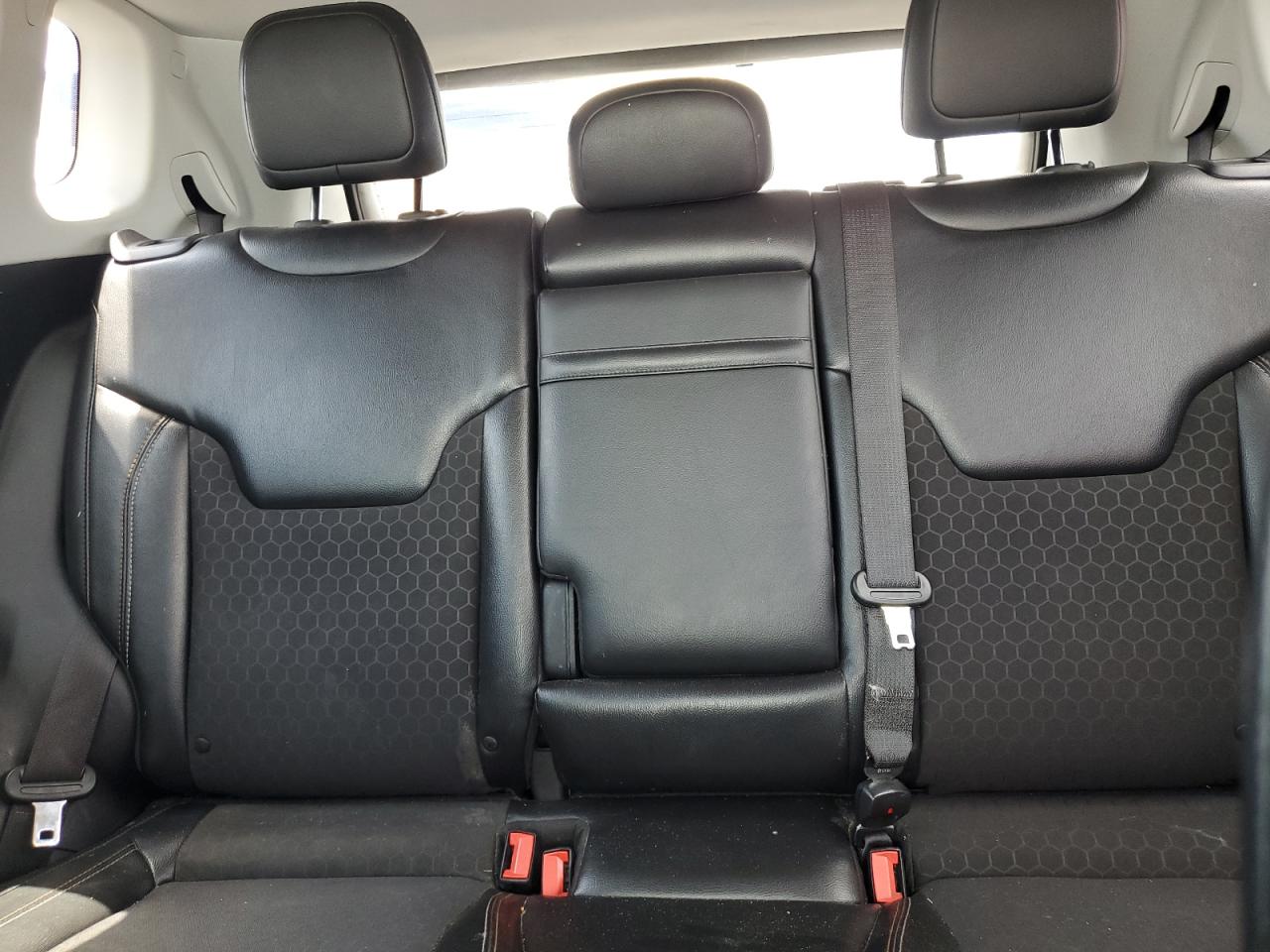 2018 Jeep Compass Latitude VIN: 3C4NJCBB8JT461048 Lot: 65475345