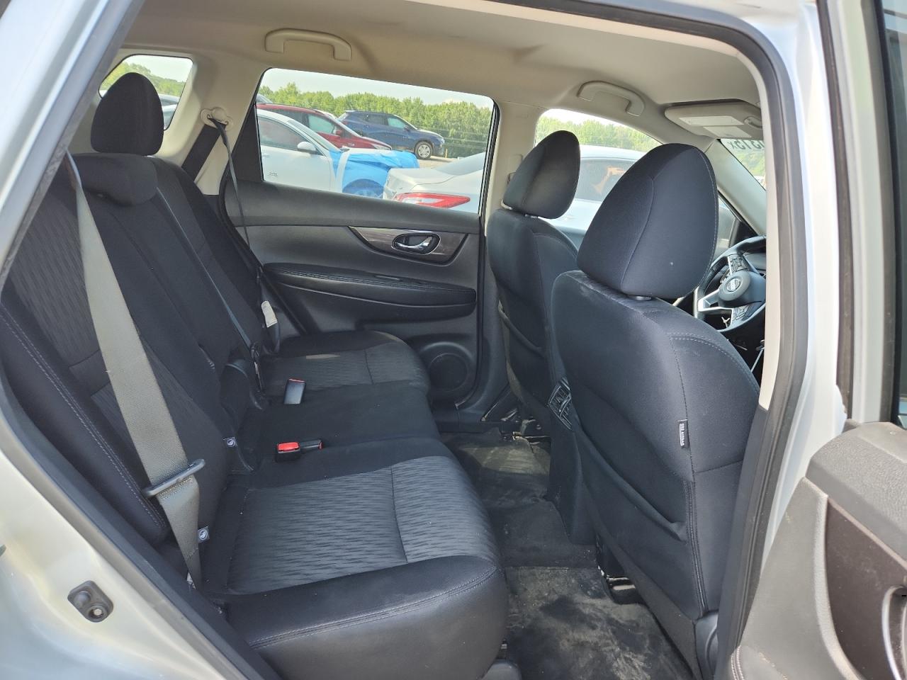 2019 Nissan Rogue S VIN: 5N1AT2MV9KC758008 Lot: 64640315