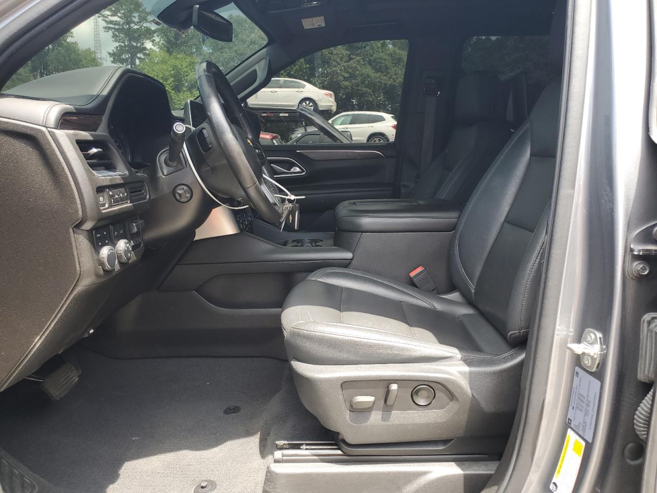 1GNSKNKD2MR233323 2021 Chevrolet Tahoe K1500 Lt