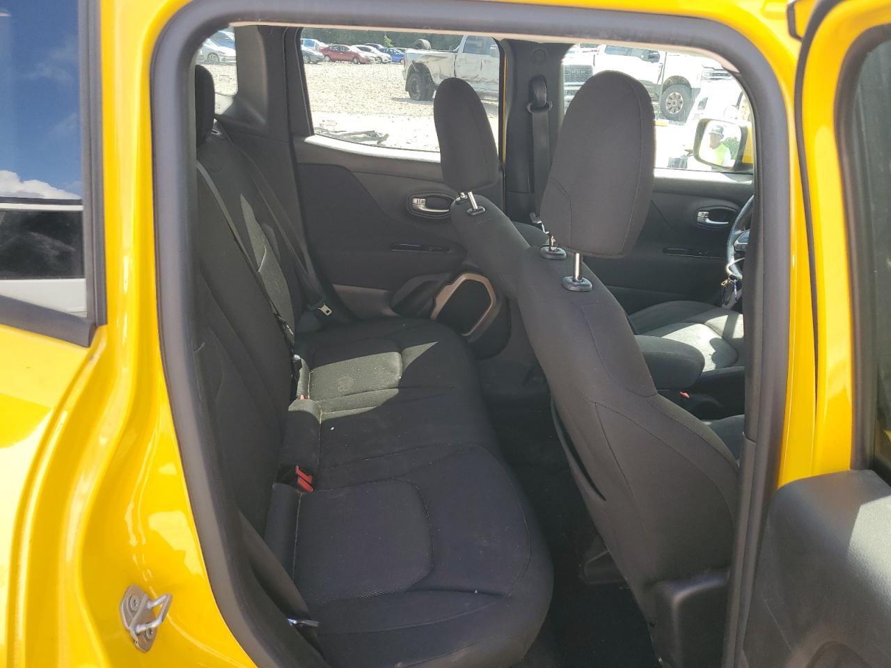 2015 Jeep Renegade Latitude VIN: ZACCJABT2FPC37549 Lot: 64139995