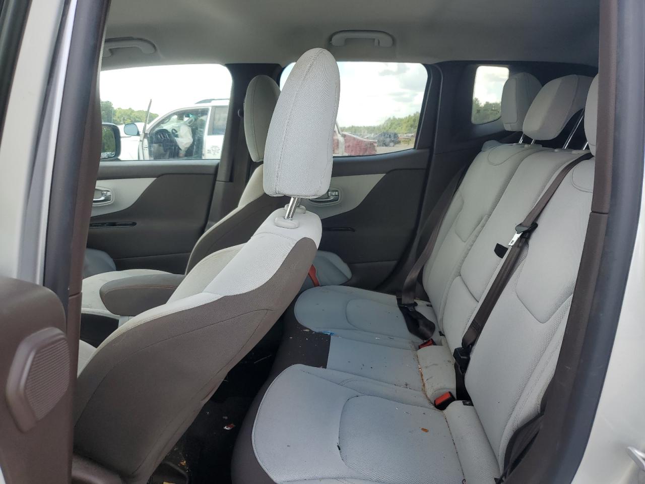 2015 Jeep Renegade Latitude VIN: ZACCJABT3FPB87079 Lot: 64291995