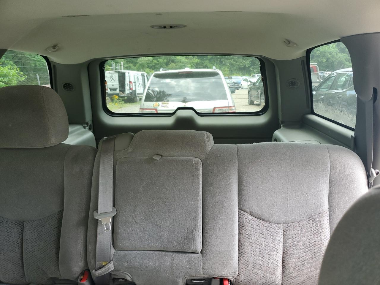 2004 Chevrolet Tahoe K1500 VIN: 1GNEK13V14J214404 Lot: 62830095