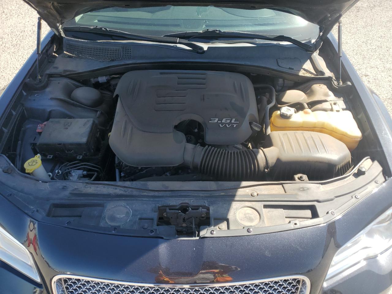 2015 Chrysler 300 Limited VIN: 2C3CCAAG3FH903984 Lot: 66962245