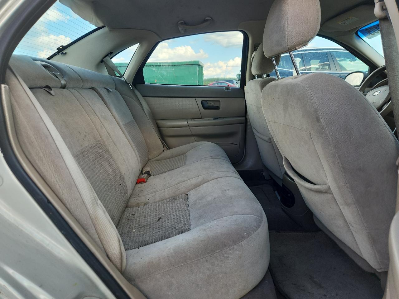 2006 Ford Taurus Se VIN: 1FAFP53UX6A159814 Lot: 62556405