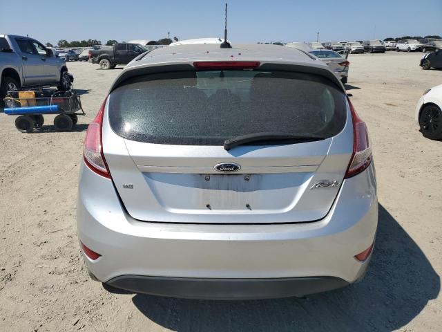  FORD FIESTA 2015 Srebrny