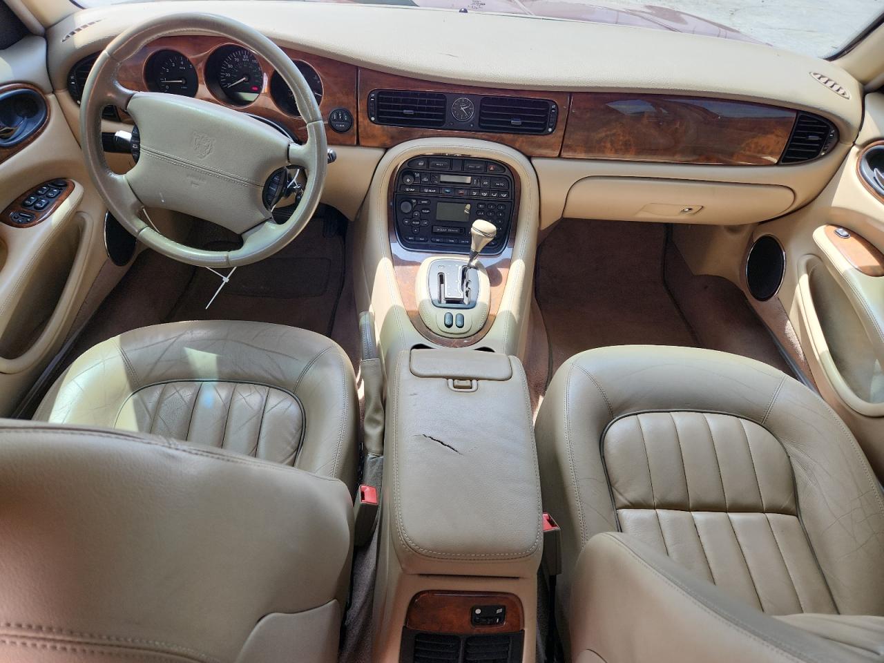 2001 Jaguar Xj8 VIN: SAJDA14CX1LF30943 Lot: 64380685
