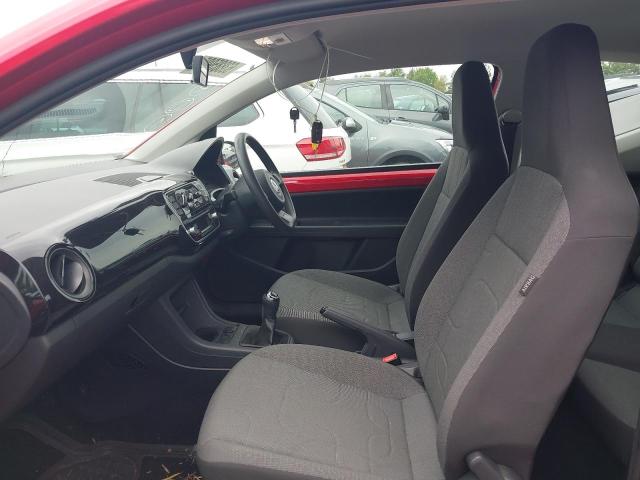 2015 VOLKSWAGEN MOVE UP