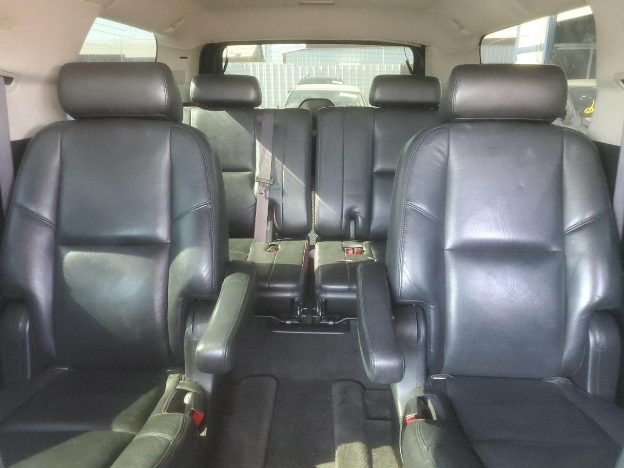 2008 Cadillac Escalade Esv VIN: 1GYFK66858R227075 Lot: 64331445