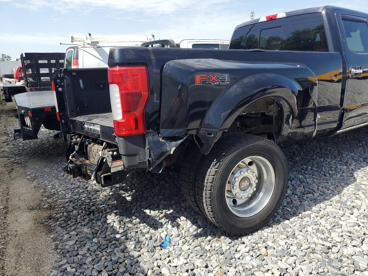 2019 Ford F450 Super Duty VIN: 1FT8W4DT4KEF64205 Lot: 61225945