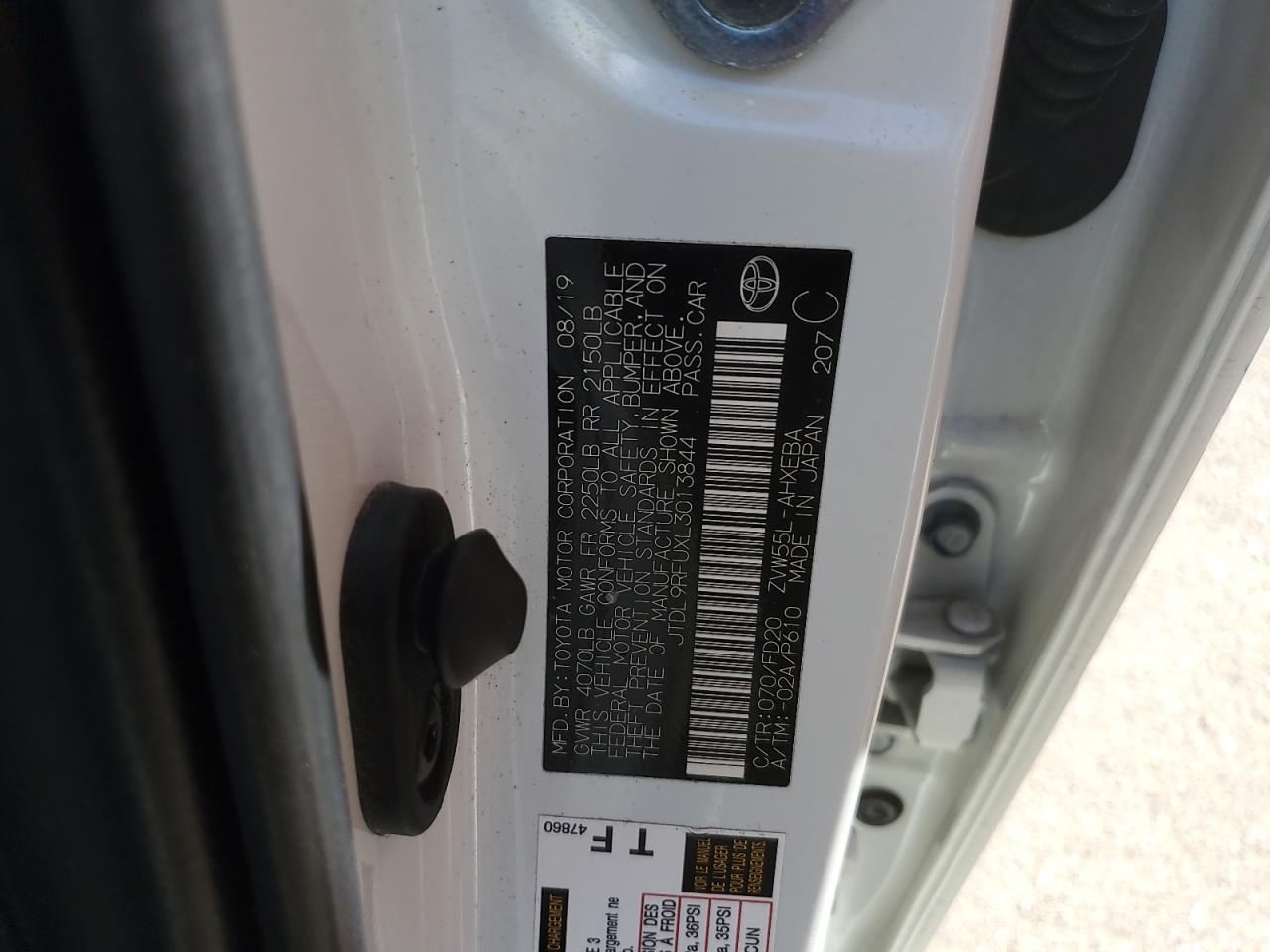 2020 Toyota Prius Le VIN: JTDL9RFUXL3013844 Lot: 63424325