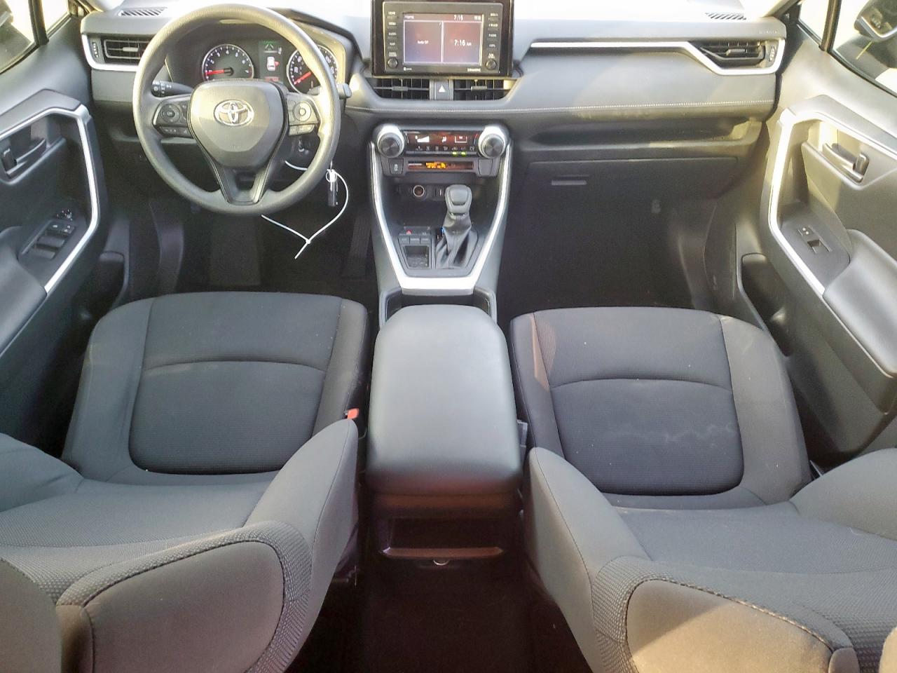 2020 Toyota Rav4 Le VIN: JTMH1RFV8LD046096 Lot: 64133535