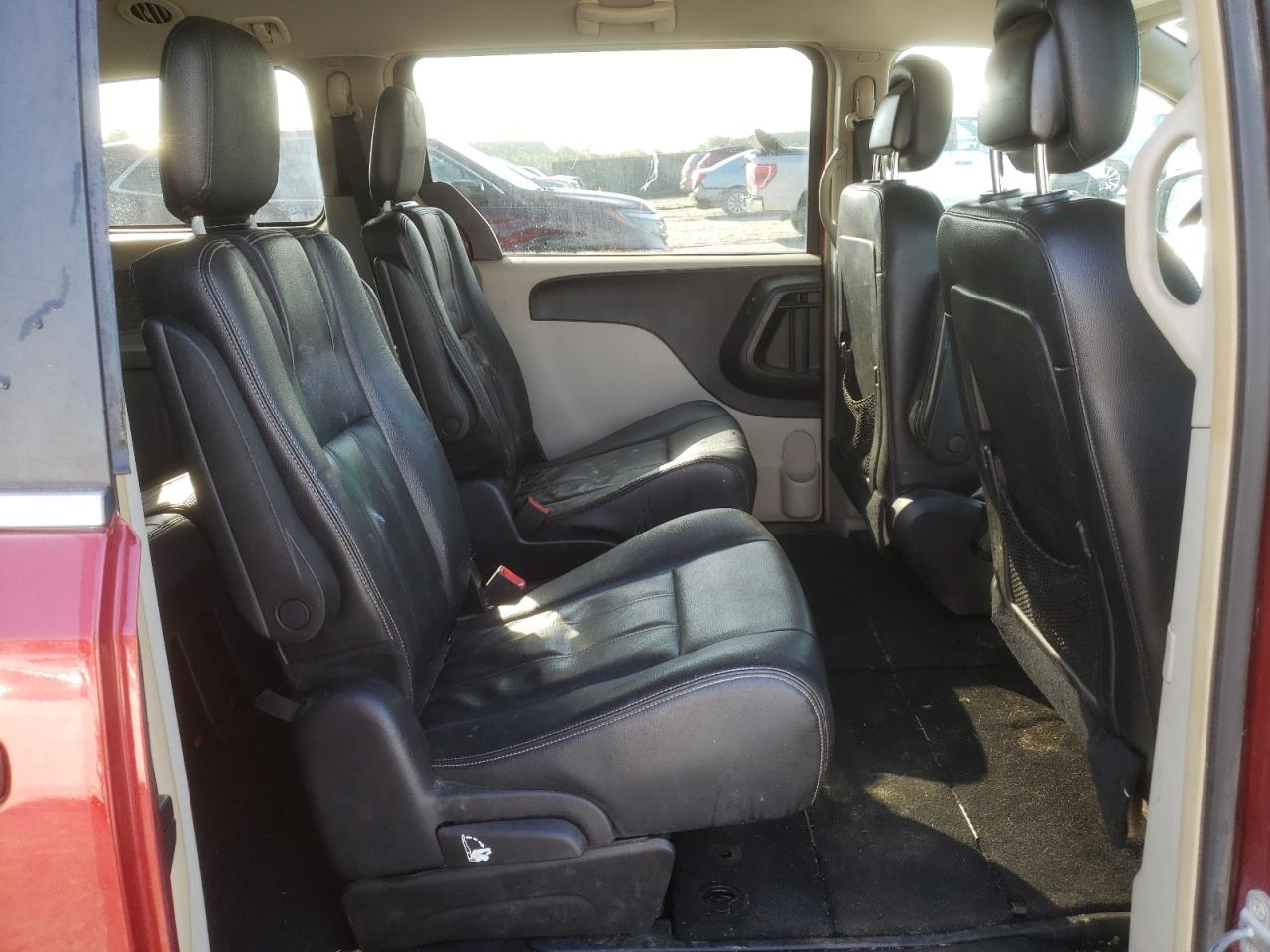 2016 Chrysler Town & Country Touring VIN: 2C4RC1BG8GR141770 Lot: 65234085