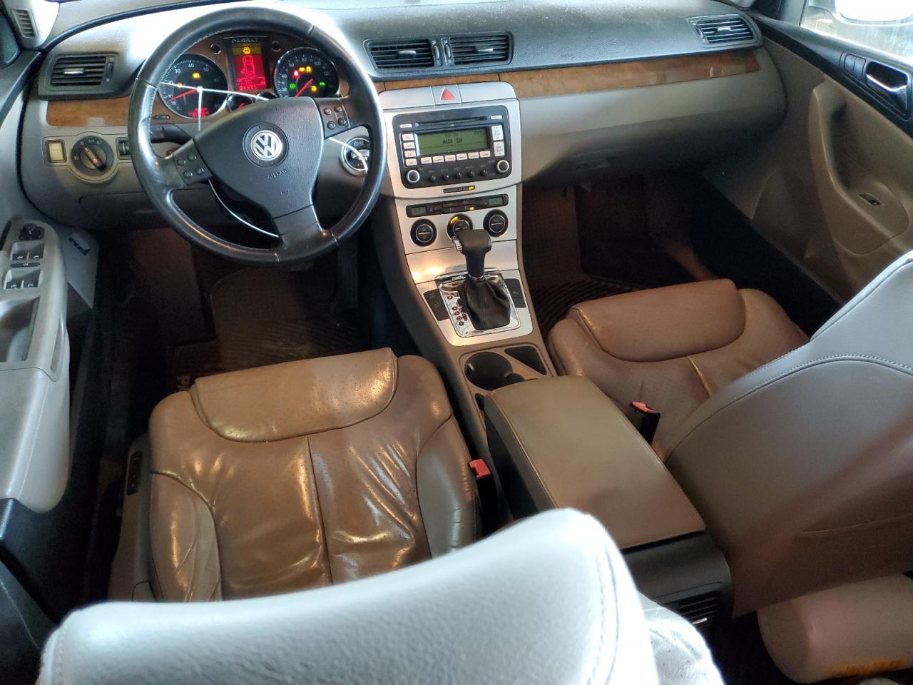 2008 Volkswagen Passat Wagon Lux VIN: WVWTK73C28E168047 Lot: 64069615