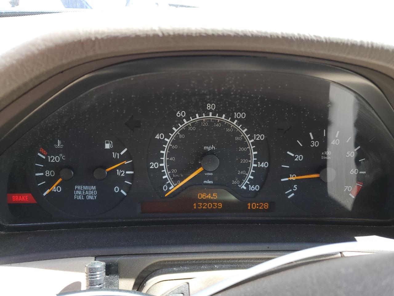 1996 Mercedes-Benz E 320 VIN: WDBJF55F8TJ009202 Lot: 64995815