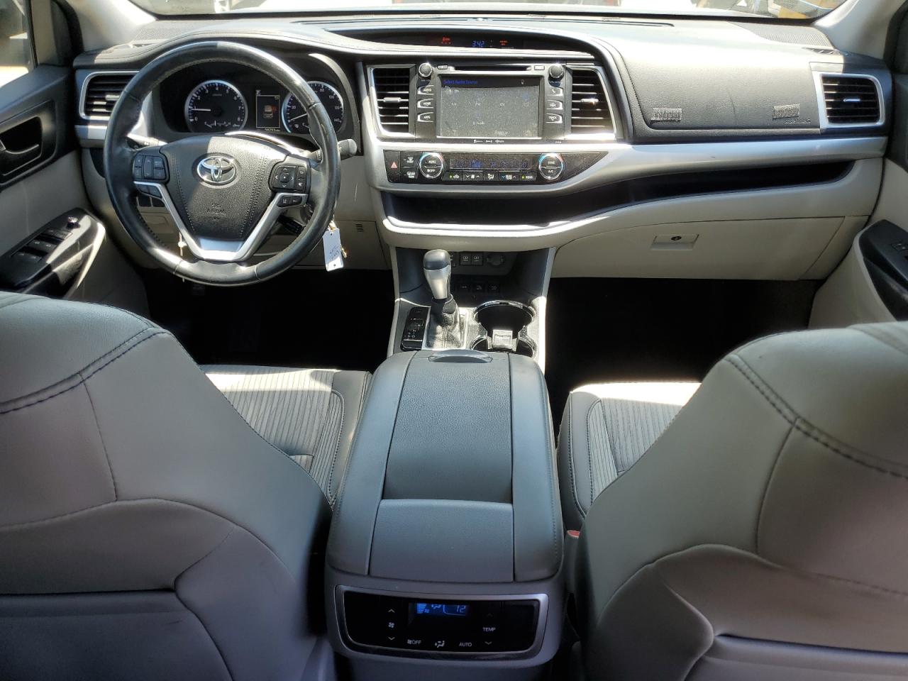 2017 Toyota Highlander Le VIN: 5TDBZRFH2HS478591 Lot: 64118565