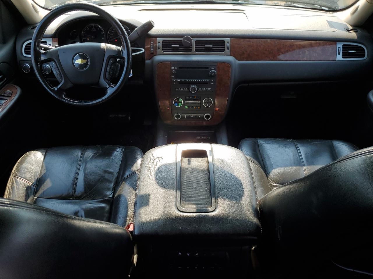 2007 Chevrolet Suburban K1500 VIN: 3GNFK16307G104173 Lot: 64482875