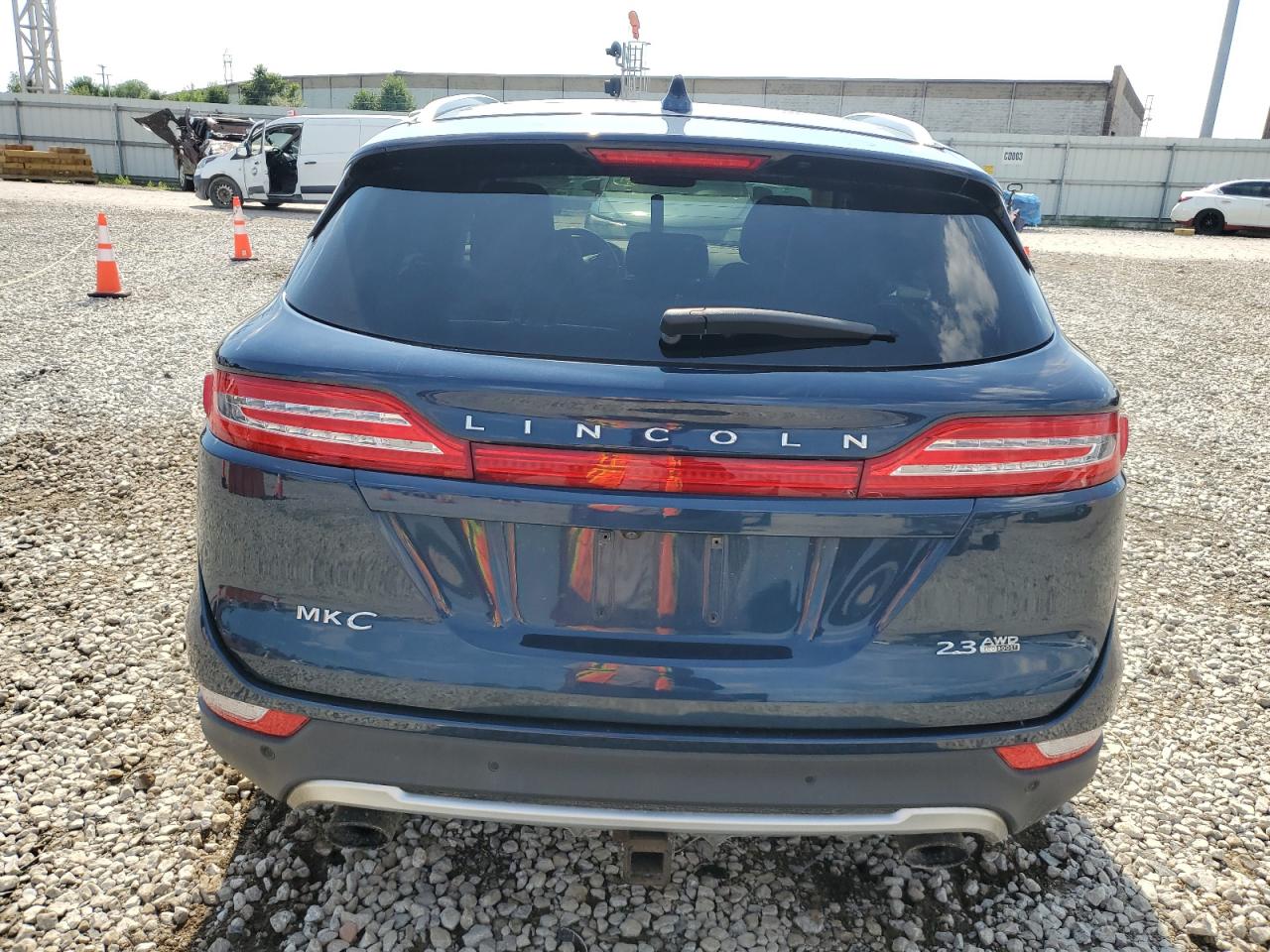 2015 Lincoln Mkc VIN: 5LMTJ2AH7FUJ38039 Lot: 63611115