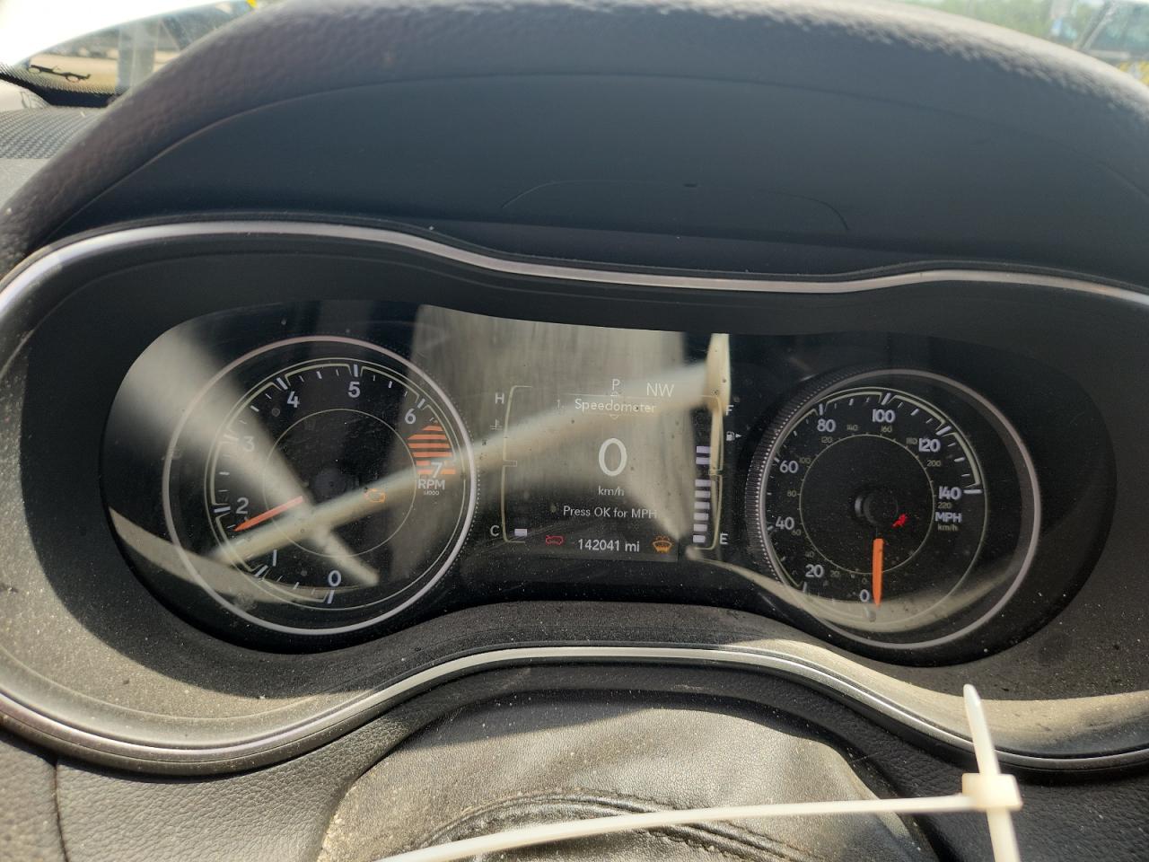 2019 Jeep Cherokee Latitude Plus VIN: 1C4PJLLB9KD184232 Lot: 63369575