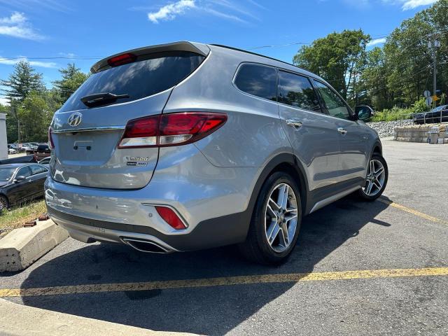  HYUNDAI SANTA FE 2019 Srebrny