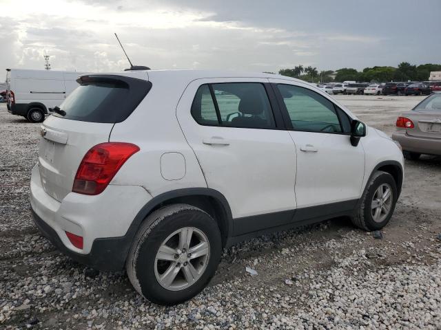 Паркетники CHEVROLET TRAX 2017 Белы