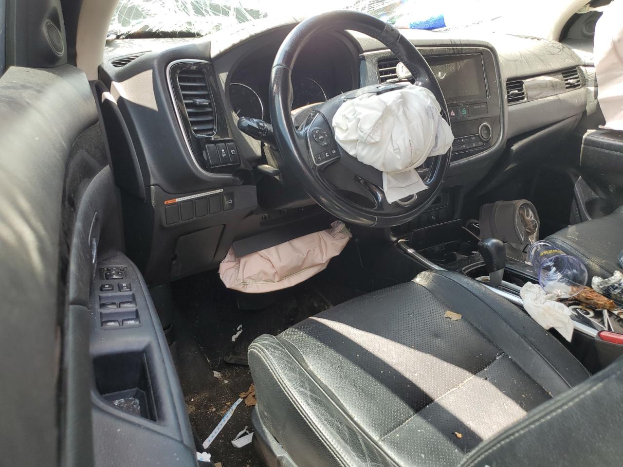 2018 Mitsubishi Outlander Se VIN: JA4AZ3A38JZ047532 Lot: 66268515