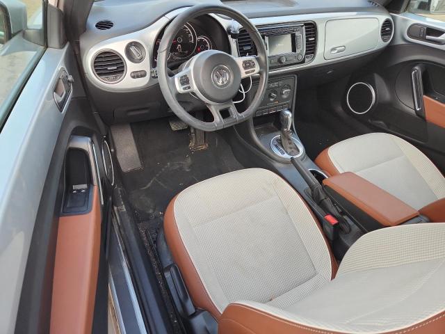  VOLKSWAGEN BEETLE 2015 Srebrny