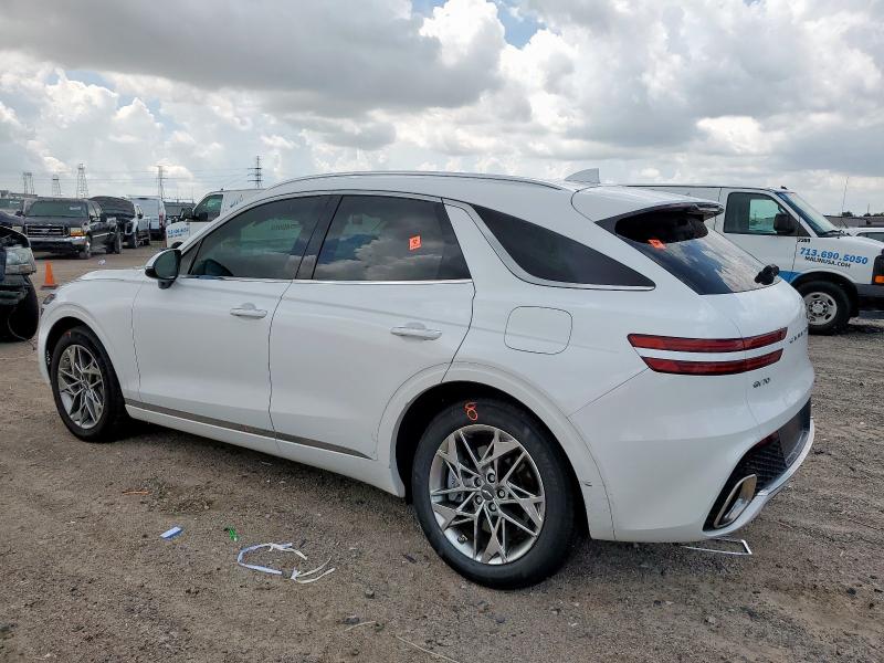  GENESIS GV70 BASE 2024 Белы