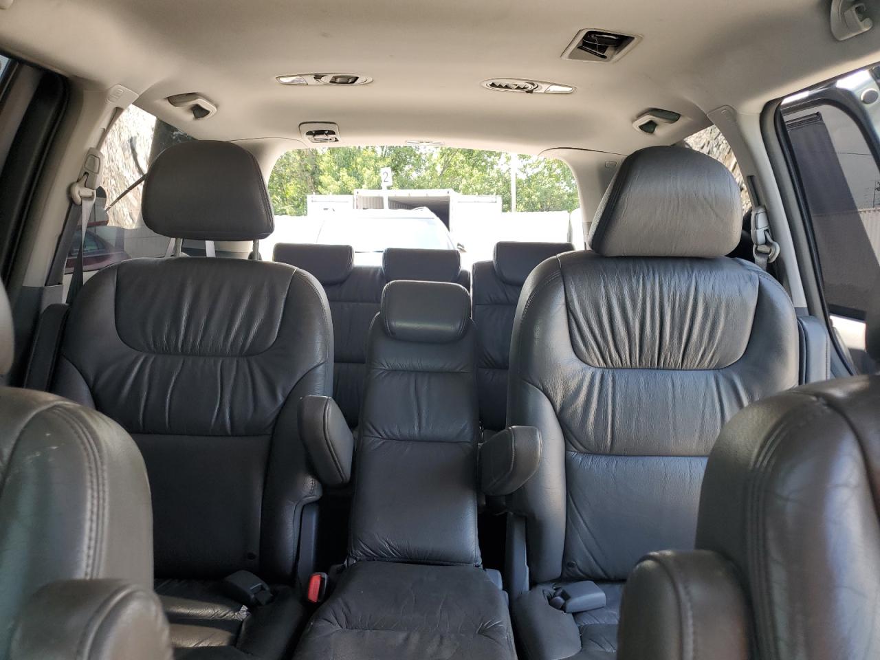 2005 Honda Odyssey Exl VIN: 5FNRL38725B131232 Lot: 64102455