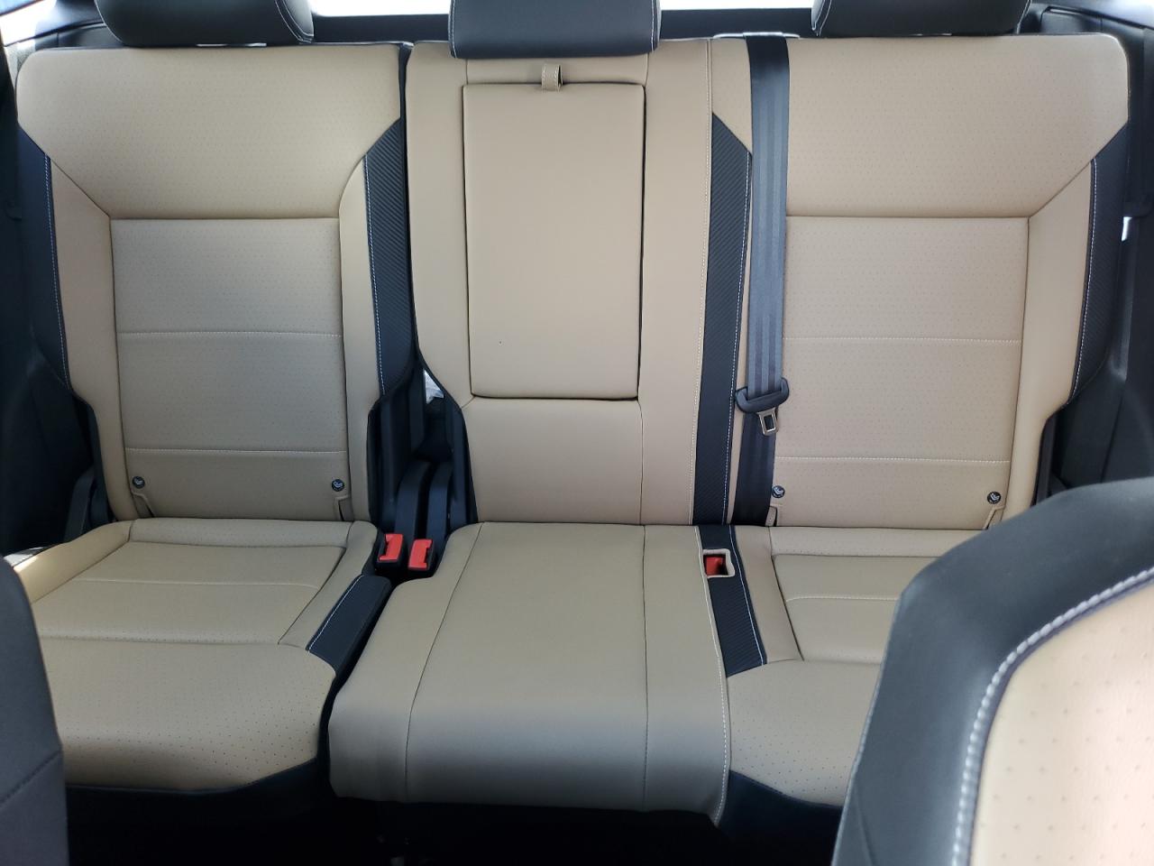 1v2be2ca4mc203082 1V2BE2CA4MC203082 2021 Volkswagen Atlas Cross Sport Sel