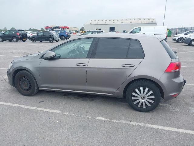 2014 VOLKSWAGEN GOLF S BLU