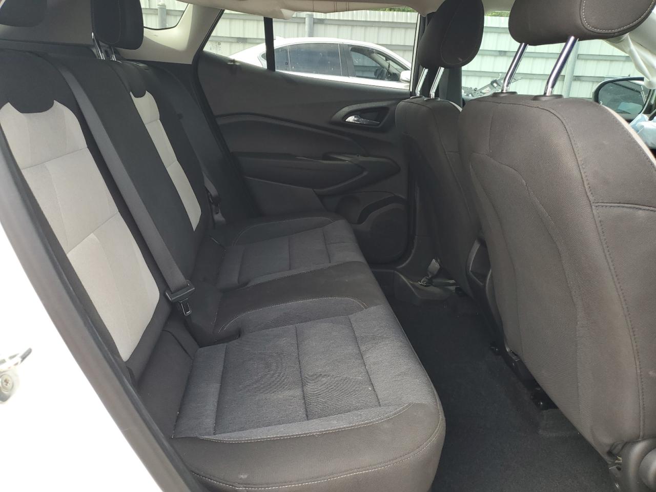 2024 Chevrolet Trax Ls VIN: KL77LFE24RC063372 Lot: 65129195