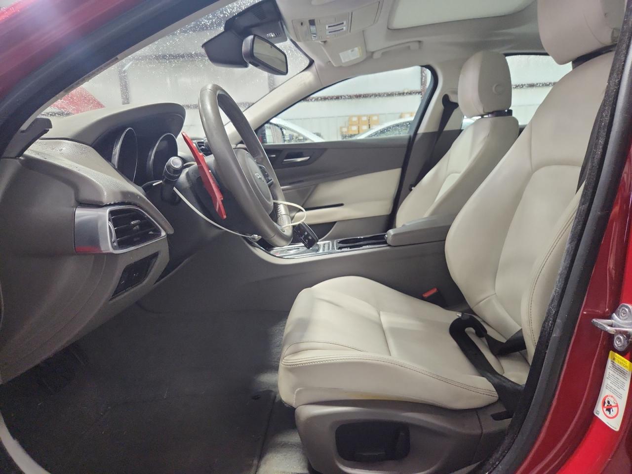 2017 Jaguar Xe Premium VIN: SAJAD4BV4HA969199 Lot: 64480625