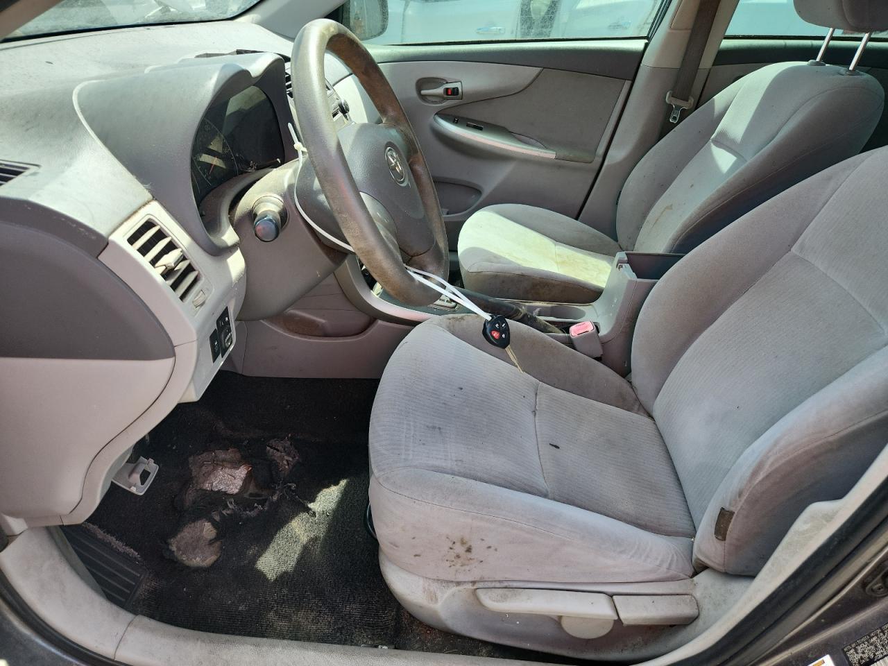 2010 Toyota Corolla Base VIN: JTDBU4EE6AJ063687 Lot: 65185145