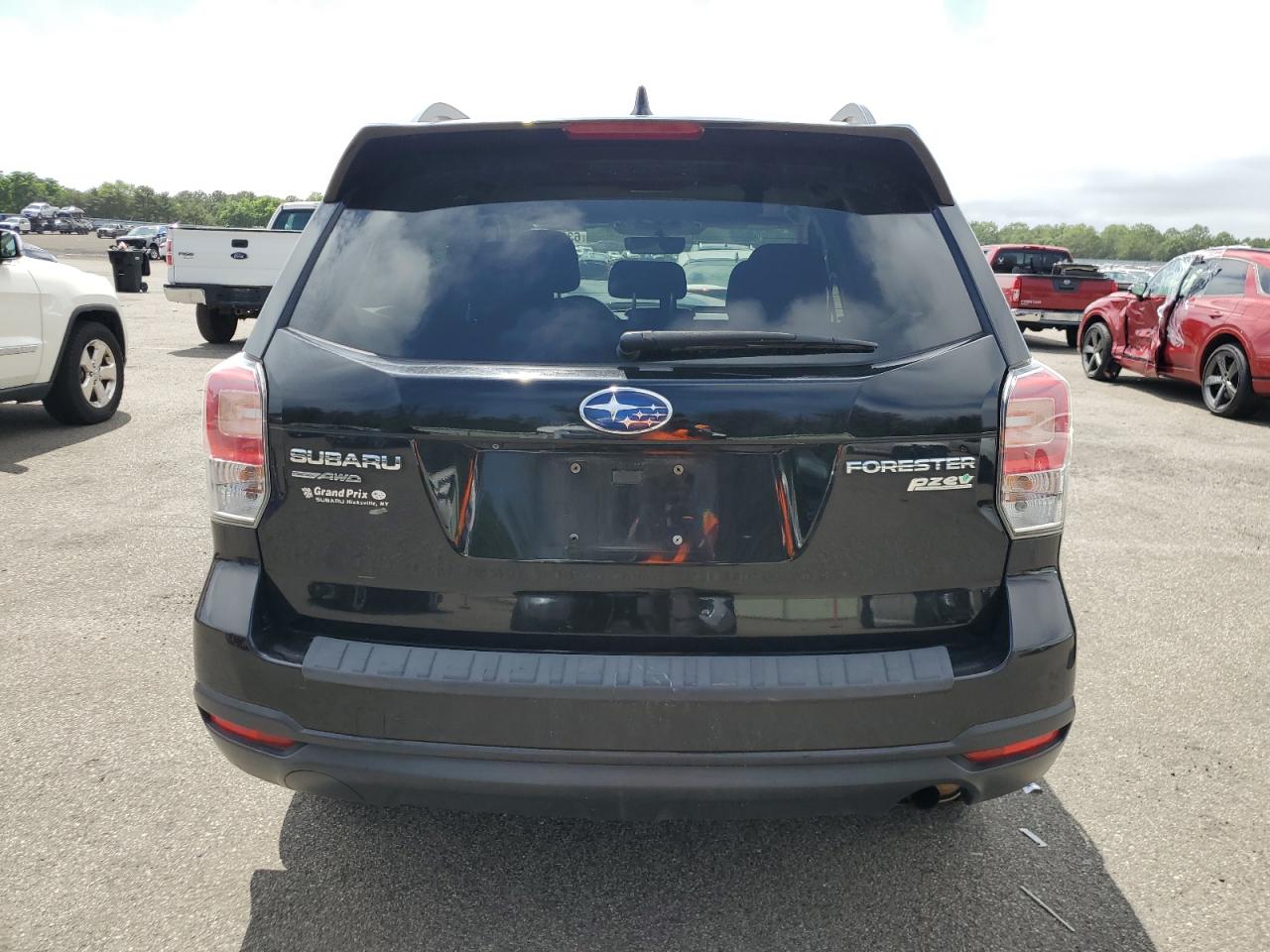 2017 Subaru Forester 2.5I Premium VIN: JF2SJAECXHH477788 Lot: 63218575