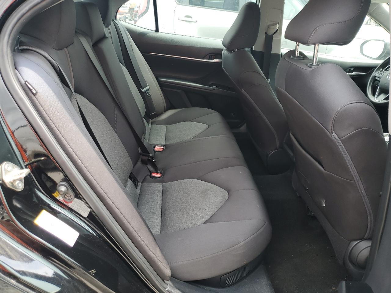 2019 Toyota Camry Le VIN: 4T1B31HK2KU510627 Lot: 63571895