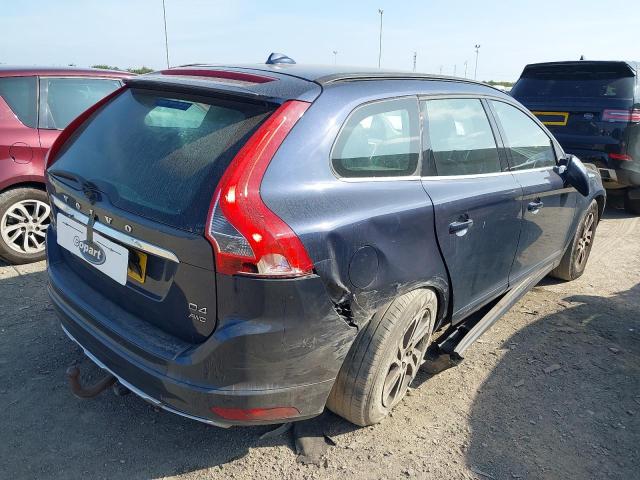2015 VOLVO XC60 SE D4