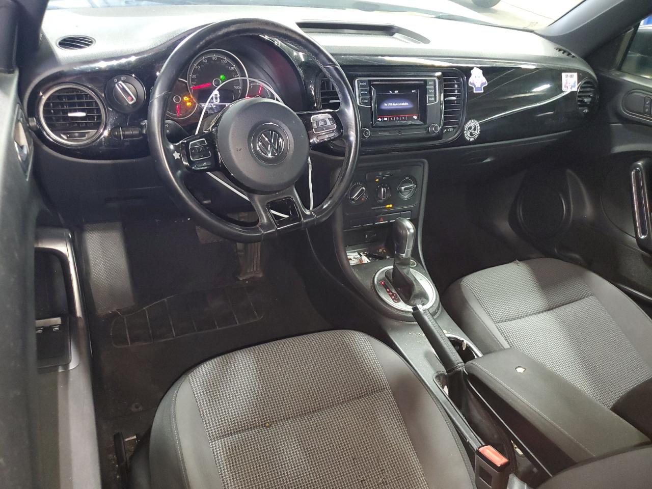 2018 Volkswagen Beetle S VIN: 3VWFD7AT0JM721186 Lot: 64695335