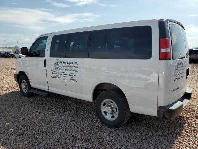 Minivans CHEVROLET EXPRESS 2017 Biały