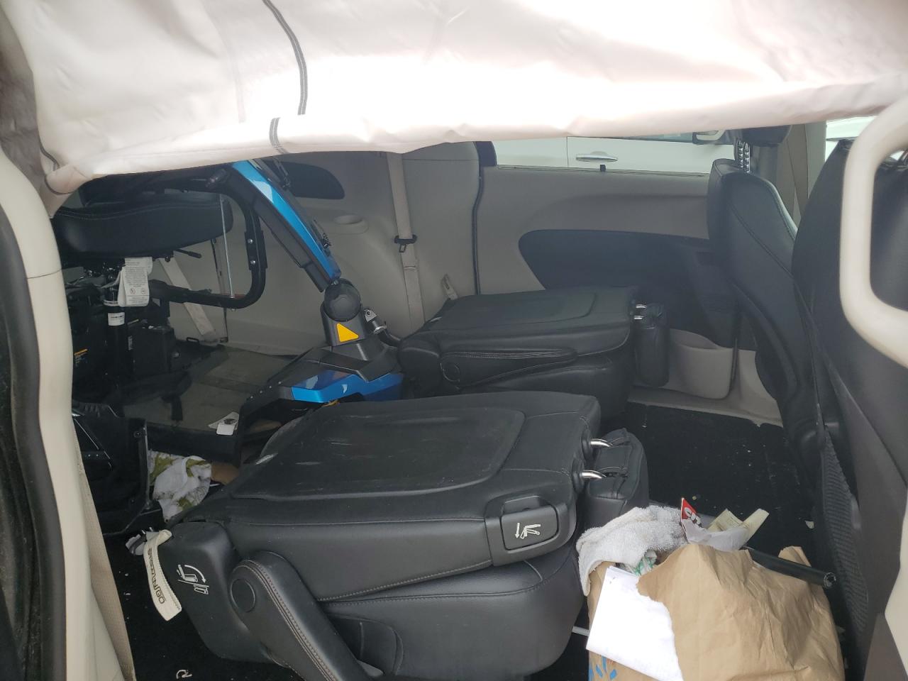 2019 Chrysler Pacifica Touring L VIN: 2C4RC1BG6KR731877 Lot: 66578775