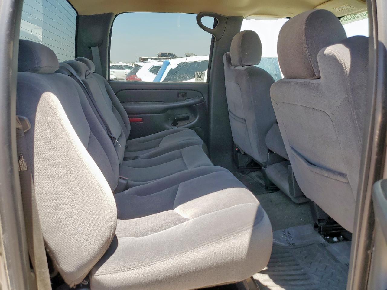 2006 GMC Sierra K2500 Heavy Duty VIN: 1GTHK23D56F247981 Lot: 64579855