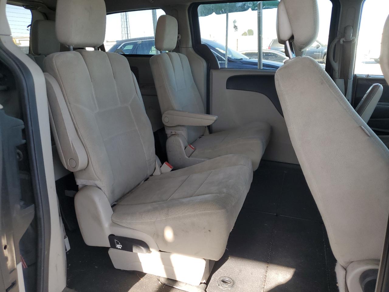 2012 Dodge Grand Caravan Sxt VIN: 2C4RDGCG0CR195282 Lot: 63917785