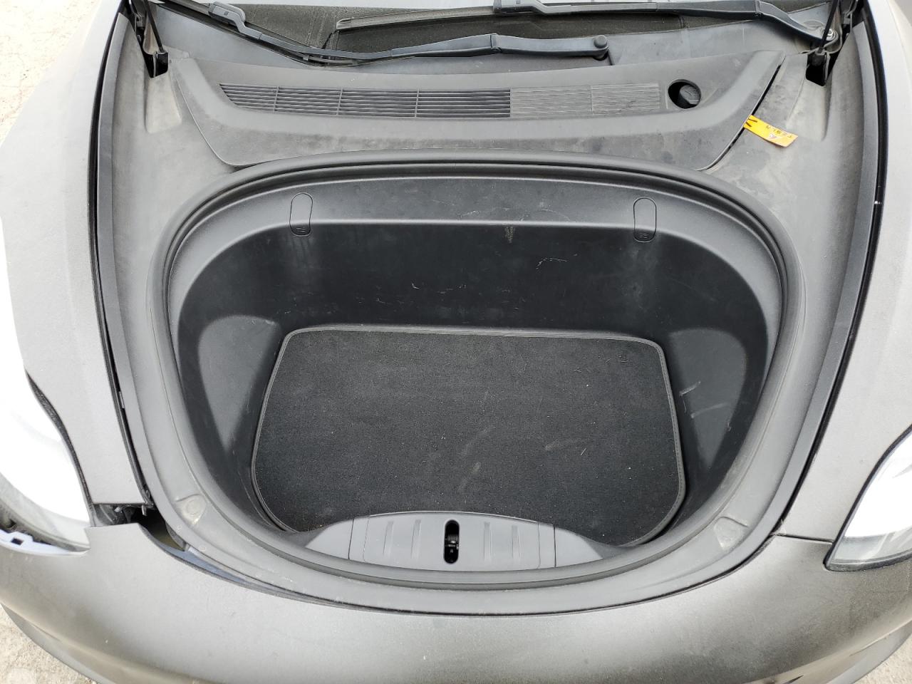 2018 Tesla Model 3 VIN: 5YJ3E1EA3JF158423 Lot: 64523535