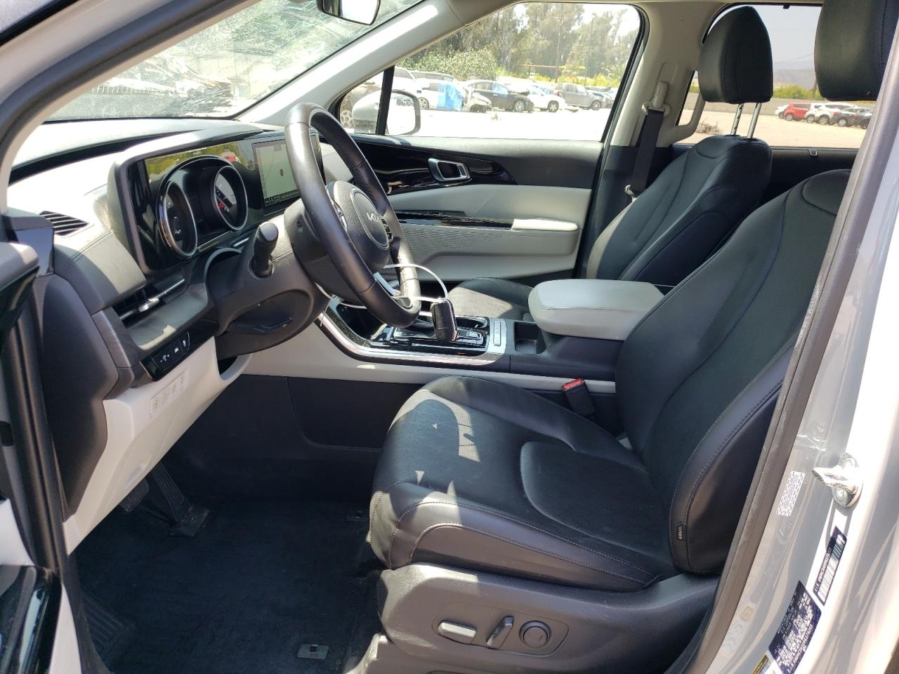 2024 Kia Carnival Ex VIN: KNDNC5H3XR6379205 Lot: 64654685