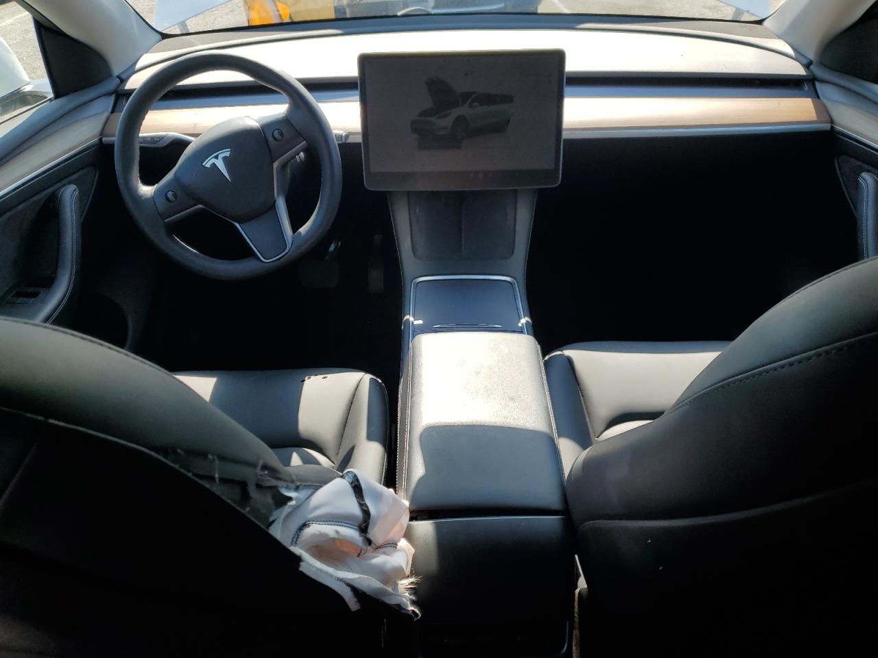 2023 Tesla Model Y VIN: 7SAYGDEE4PA063382 Lot: 64868145