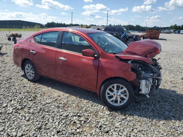  NISSAN VERSA 2017 Maroon