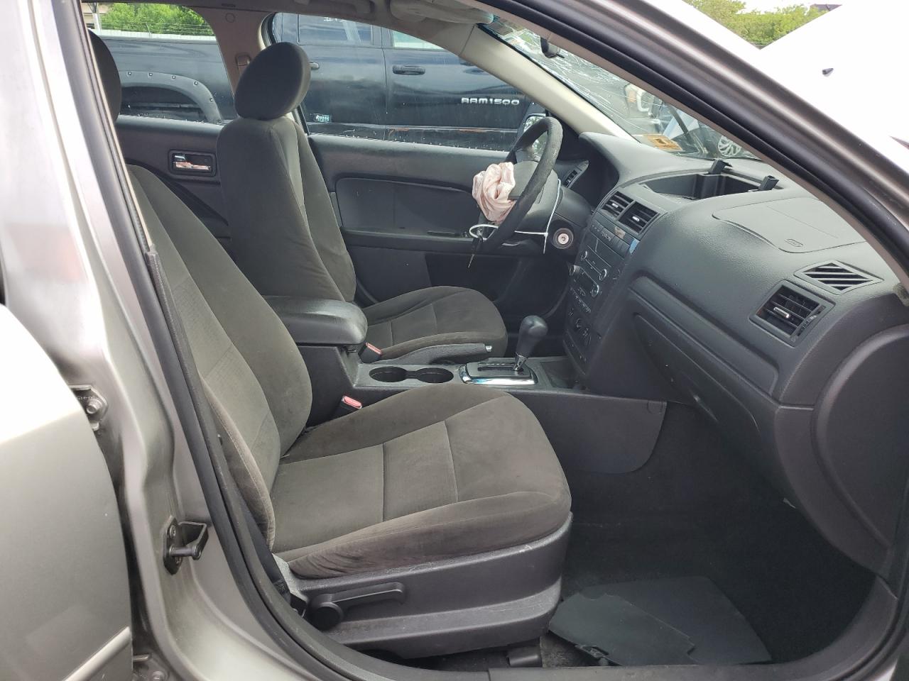 2008 Ford Fusion Se VIN: 3FAHP07Z78R136887 Lot: 64743985